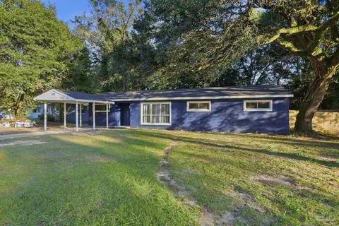 522 S Edgewood Cir, Pensacola, FL 32507