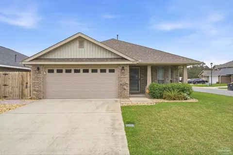 3857 Sandspur Ln, Pensacola, FL 32506