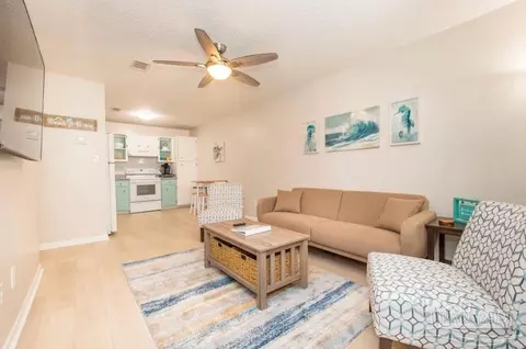 1301 Redwood Ln #E, Gulf Breeze, FL 32563