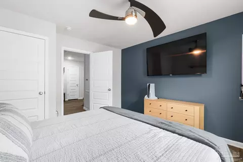 Bedroom - 5585 Lancelot Tr, Milton, FL 32583 photo 6 of 6