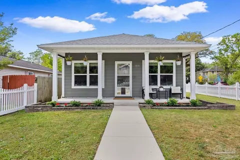 301 Dwight Ave, Pensacola, FL 32507