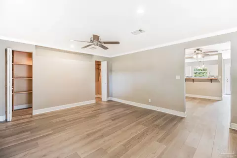 Living - 4285 Lindsey Ln, Pace, FL 32571 photo 7 of 7