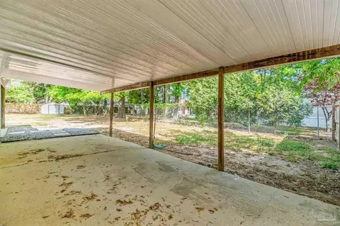 Exterior - 4285 Lindsey Ln, Pace, FL 32571 photo 4 of 12