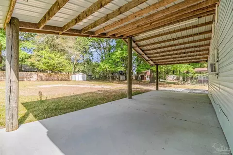 Exterior - 4285 Lindsey Ln, Pace, FL 32571 photo 6 of 12