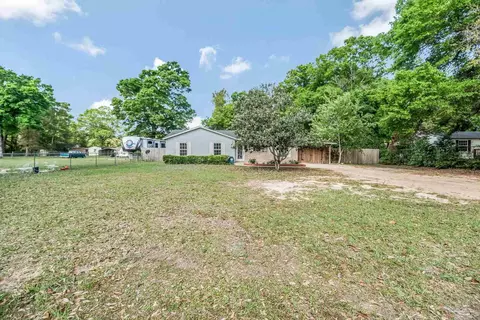 Exterior - 4285 Lindsey Ln, Pace, FL 32571 photo 2 of 12