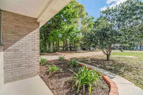 Exterior - 4285 Lindsey Ln, Pace, FL 32571 photo 3 of 12