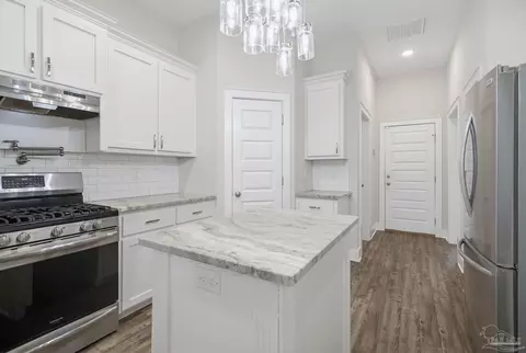 Entry Way - 3300 Eagle St, Cantonment, FL 32533 photo 3 of 7