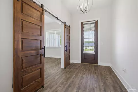 Entry Way - 3300 Eagle St, Cantonment, FL 32533 photo 2 of 7