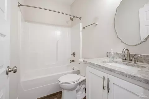 Bath - 3300 Eagle St, Cantonment, FL 32533 photo 8 of 9