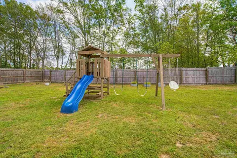 Exterior - 3300 Eagle St, Cantonment, FL 32533 photo 4 of 10