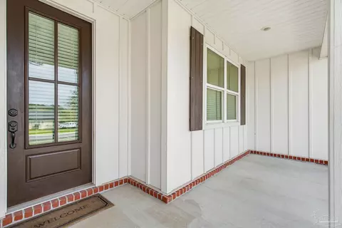 Exterior - 3300 Eagle St, Cantonment, FL 32533 photo 2 of 10