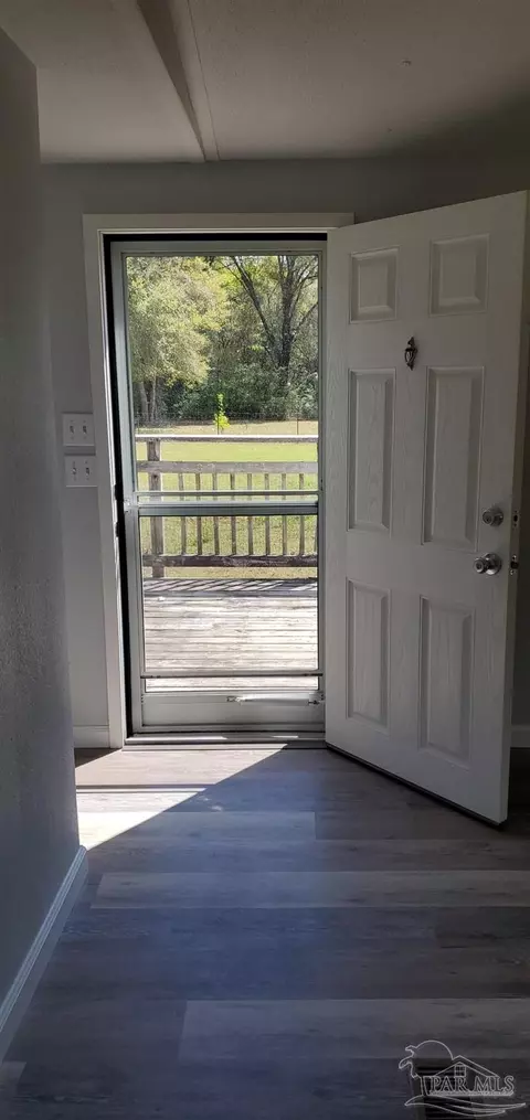 5308 Persimmon Hollow Rd, Milton, FL 32583