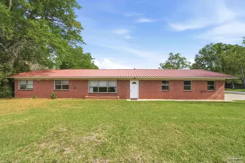 100 Woodland Ave, Cantonment, FL 32533