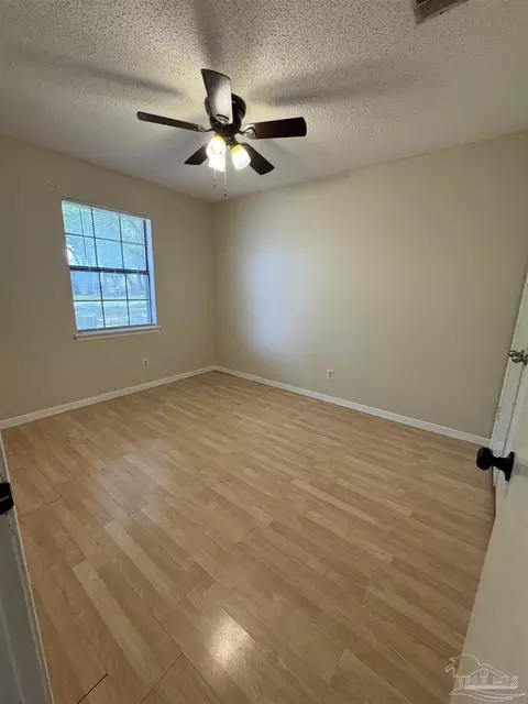 Bedroom - 4400 Mundy Ln, Pace, FL 32571 photo 2 of 3