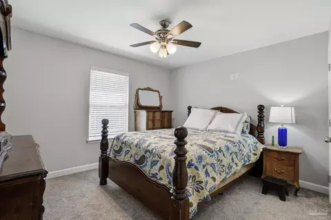 Bedroom - 2520 Ten Mile Rd, Pace, FL 32571 photo 4 of 5