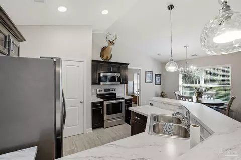 Kitchen - 2520 Ten Mile Rd, Pace, FL 32571 photo 1 of 3