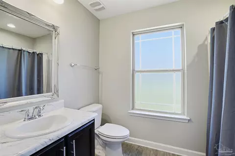 Bath - 2520 Ten Mile Rd, Pace, FL 32571 photo 3 of 3