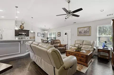 Entry Way - 2520 Ten Mile Rd, Pace, FL 32571 photo 2 of 2
