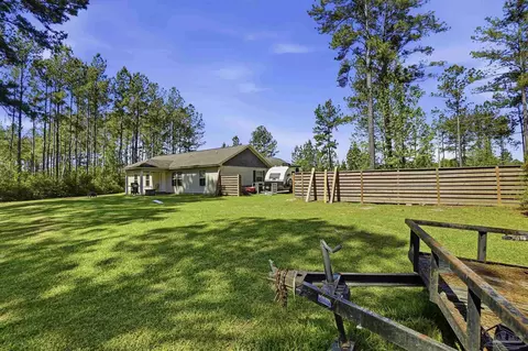 Exterior - 2520 Ten Mile Rd, Pace, FL 32571 photo 12 of 15