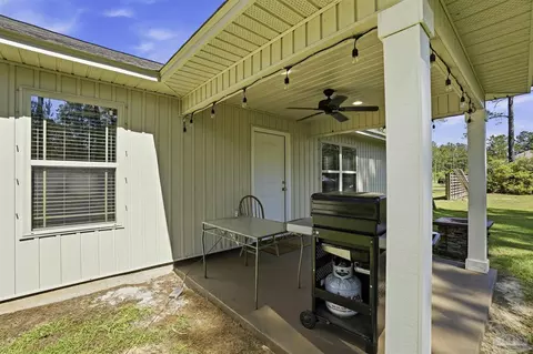 Exterior - 2520 Ten Mile Rd, Pace, FL 32571 photo 6 of 15