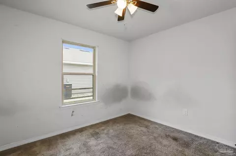 Bedroom - 5953 Fairlands Rd, Milton, FL 32583 photo 12 of 12