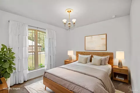 Bedroom - 5953 Fairlands Rd, Milton, FL 32583 photo 4 of 12