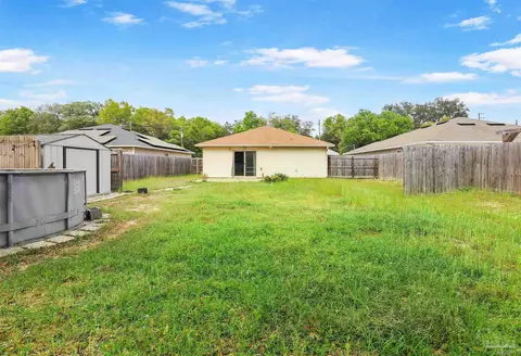 Exterior - 5953 Fairlands Rd, Milton, FL 32583 photo 4 of 4