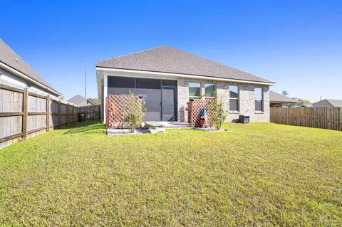Exterior - 4245 Lady Palm Ct, Pace, FL 32571 photo 6 of 9
