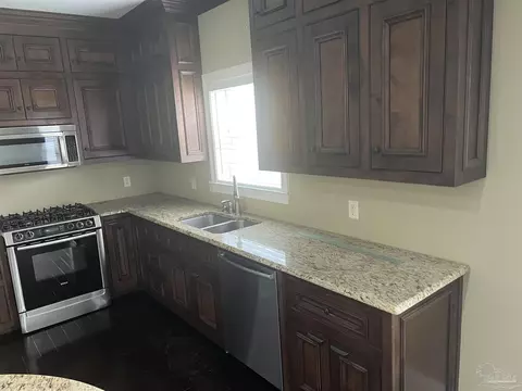 Kitchen - 6270 Ladera Trl, Pace, FL 32571 photo 2 of 2