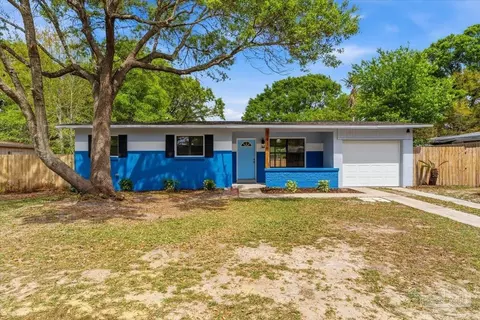 916 Lake Terrace Ave, Pensacola, FL 32505