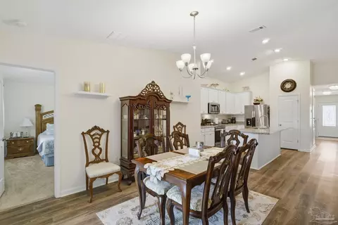 Dining - 3582 Conley Dr, Cantonment, FL 32533 photo 3 of 3