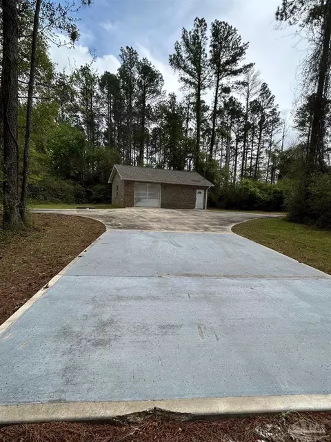 2346 New York St, Jay, FL 32565 photo 5