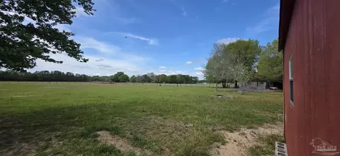 8149 Tacos Ln, Milton, FL 32570