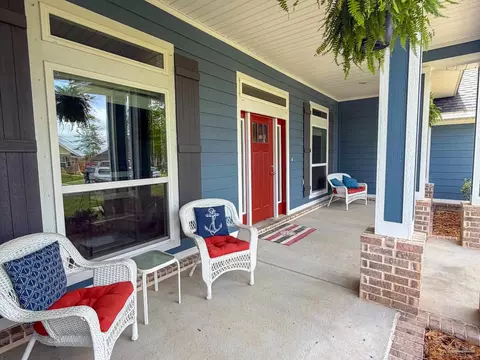 Exterior - 5527 Dunridge Dr, Pace, FL 32571 photo 4 of 12