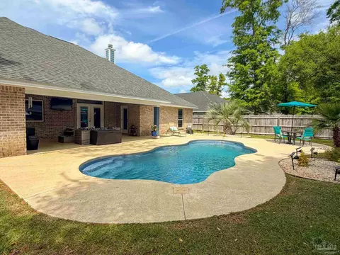 Exterior - 5527 Dunridge Dr, Pace, FL 32571 photo 8 of 12