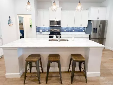 Kitchen - 5527 Dunridge Dr, Pace, FL 32571 photo 1 of 5