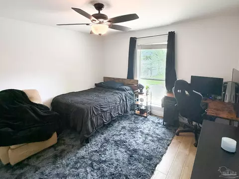Bedroom - 5527 Dunridge Dr, Pace, FL 32571 photo 3 of 4