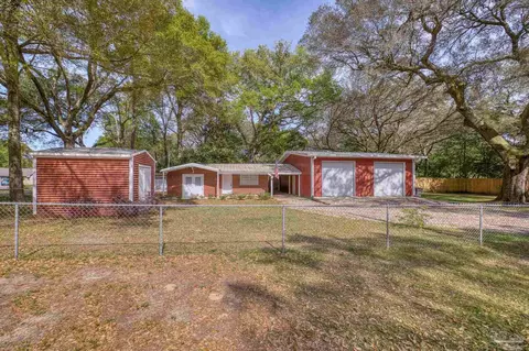 Exterior - 5524 Ormond Dr, Pensacola, FL 32526 photo 6 of 9