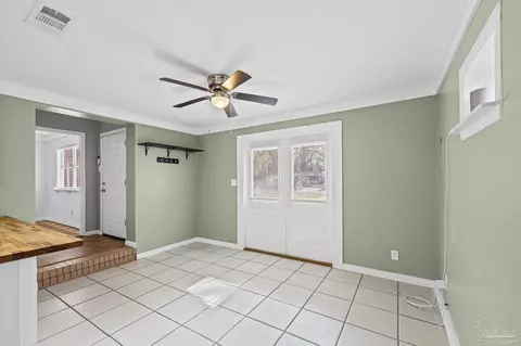 Entry Way - 5524 Ormond Dr, Pensacola, FL 32526 photo 2 of 3