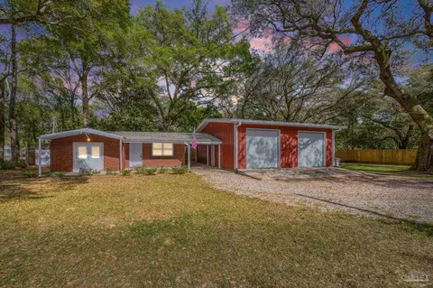 5524 Ormond Dr, Pensacola, FL 32526
