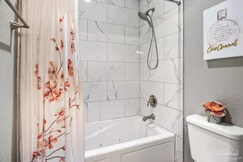 Bath - 9258 Roy Cook Rd, Pace, FL 32571 photo 7 of 7