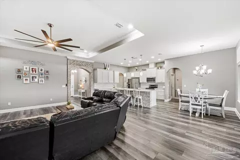 Entry Way - 9258 Roy Cook Rd, Pace, FL 32571 photo 3 of 6