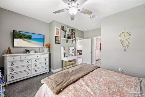 Bedroom - 9258 Roy Cook Rd, Pace, FL 32571 photo 5 of 7