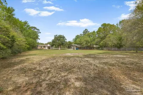 Exterior - 5946 Greenfield St, Pace, FL 32571 photo 5 of 5
