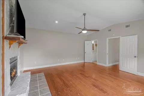Living - 5946 Greenfield St, Pace, FL 32571 photo 1 of 7