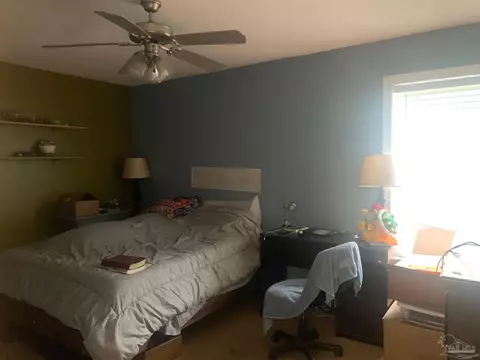 Bedroom - 5154 Seneca Trl, Milton, FL 32583 photo 4 of 5