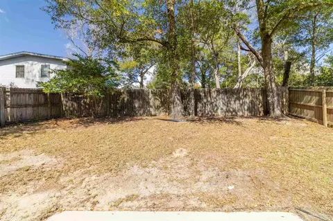Exterior - 5327 Overbrook Dr, Milton, FL 32570 photo 1 of 2