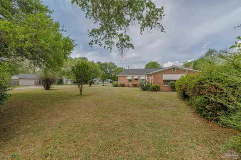 Exterior - 302 Wegner Ave, Cantonment, FL 32533 photo 2 of 8