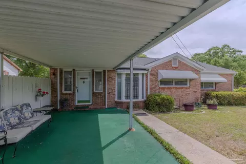 Exterior - 302 Wegner Ave, Cantonment, FL 32533 photo 6 of 8
