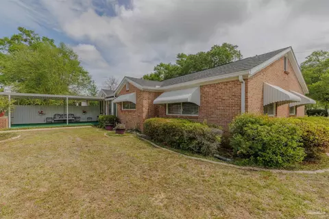 Exterior - 302 Wegner Ave, Cantonment, FL 32533 photo 4 of 8